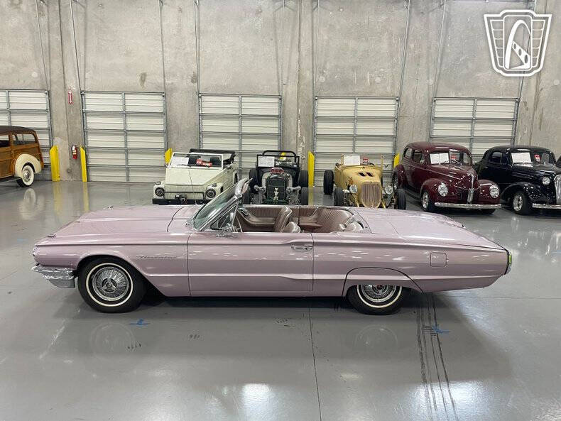 1964 Ford Thunderbird