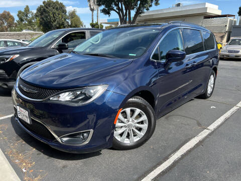 2018 Chrysler Pacifica for sale at Cars4U in Escondido CA