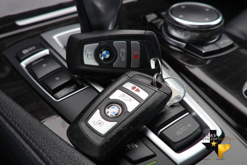 2016 BMW 5 Series 528i