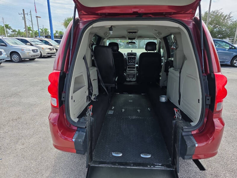 2016 Dodge Grand Caravan SE