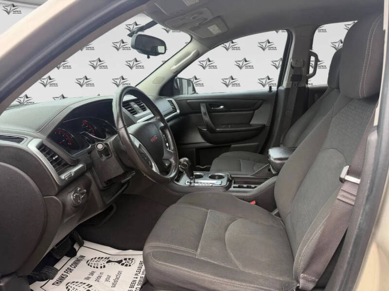 2015 GMC Acadia SLE-1