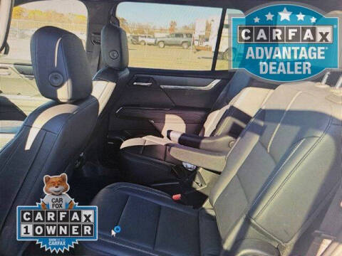 2024 GMC Acadia Elevation