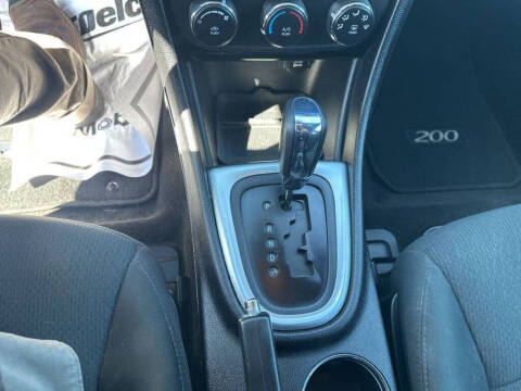 2011 Chrysler 200 LX