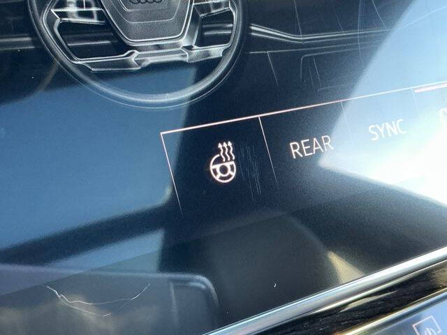 2026 Audi Q8 quattro Premium 55 TFSI