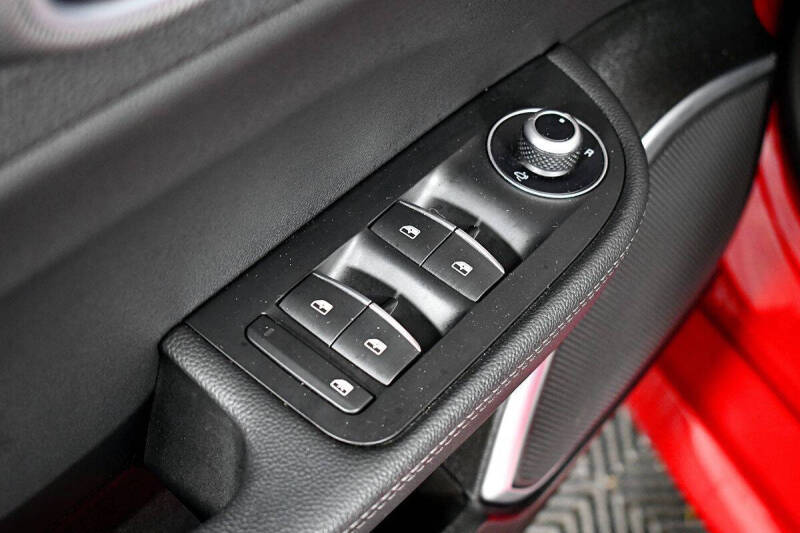 2018 Alfa Romeo Giulia Sport