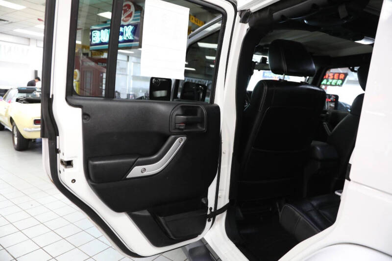 2012 Jeep Wrangler Unlimited Sahara