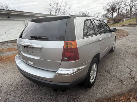2005 Chrysler Pacifica Touring