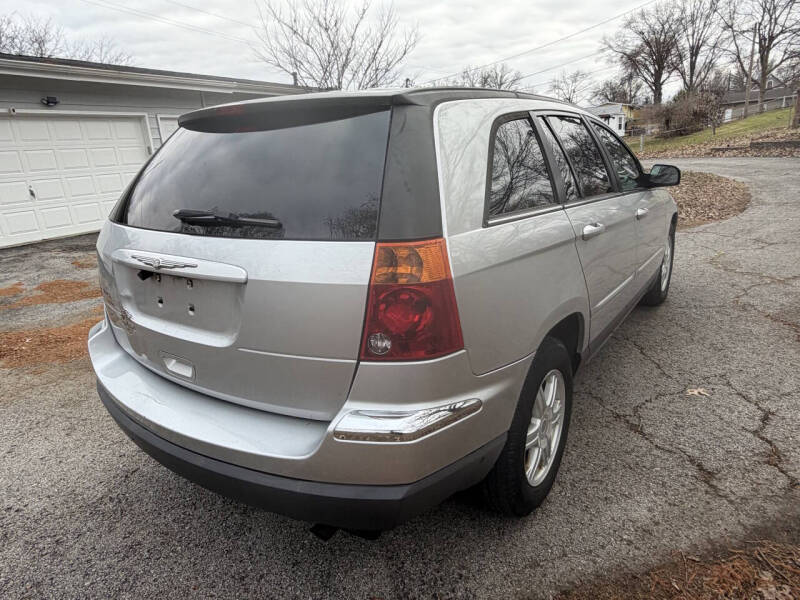 2005 Chrysler Pacifica Touring