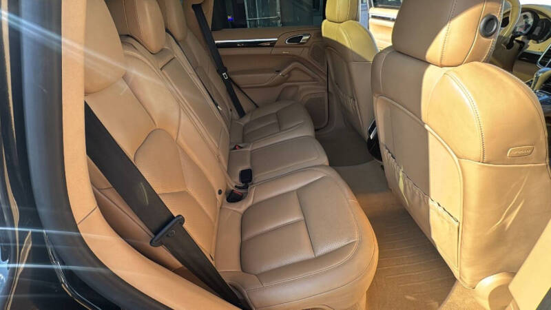 2015 Porsche Cayenne S