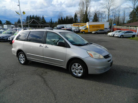 2004 Toyota Sienna for sale at J & R Motorsports in Lynnwood WA