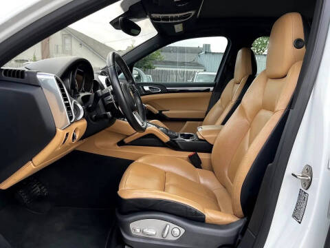 2016 Porsche Cayenne