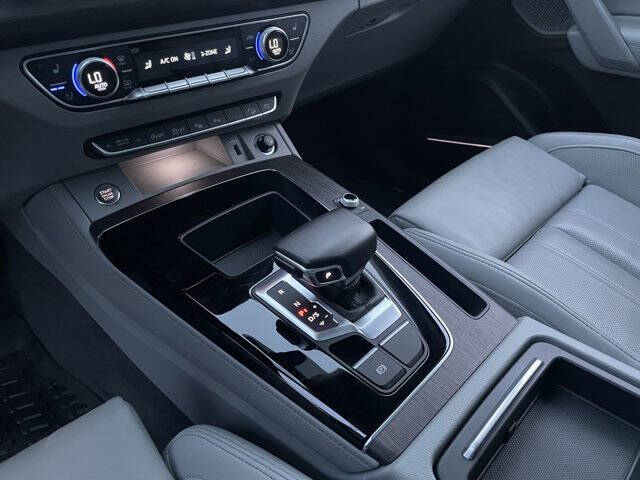 2022 Audi Q5 quattro S line Prestige 45 TFSI