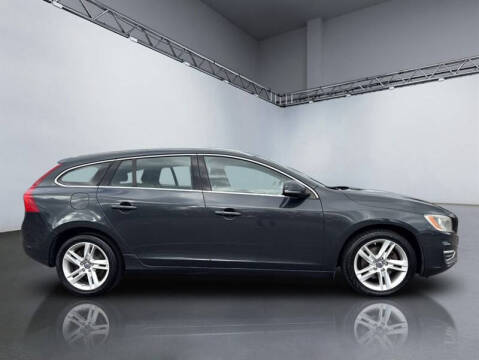2015 Volvo V60 T5 Drive-E Platinum