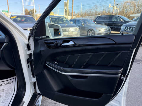 2016 Mercedes-Benz GL-Class AMG GL 63