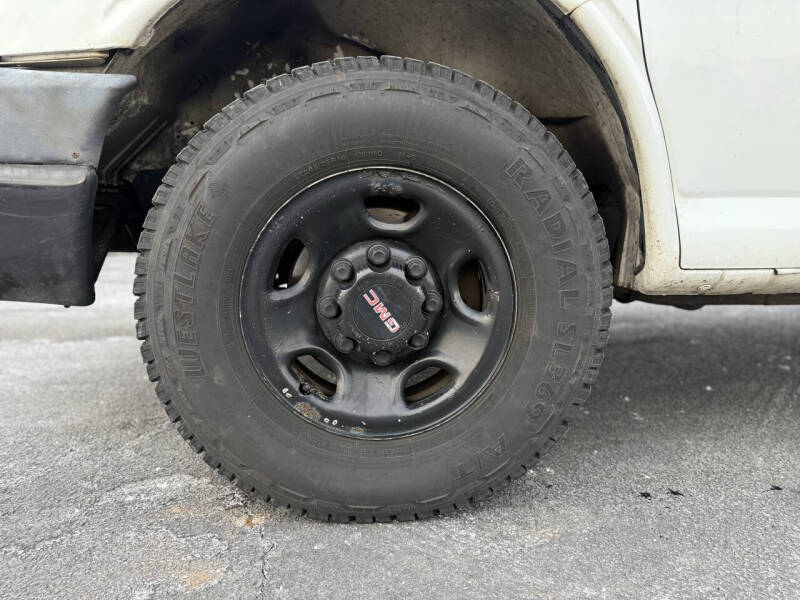 2009 GMC Savana 3500