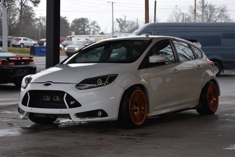 2013 Ford Focus ST's photo