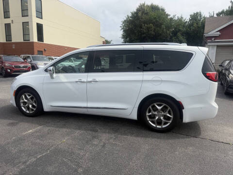 2017 Chrysler Pacifica Limited