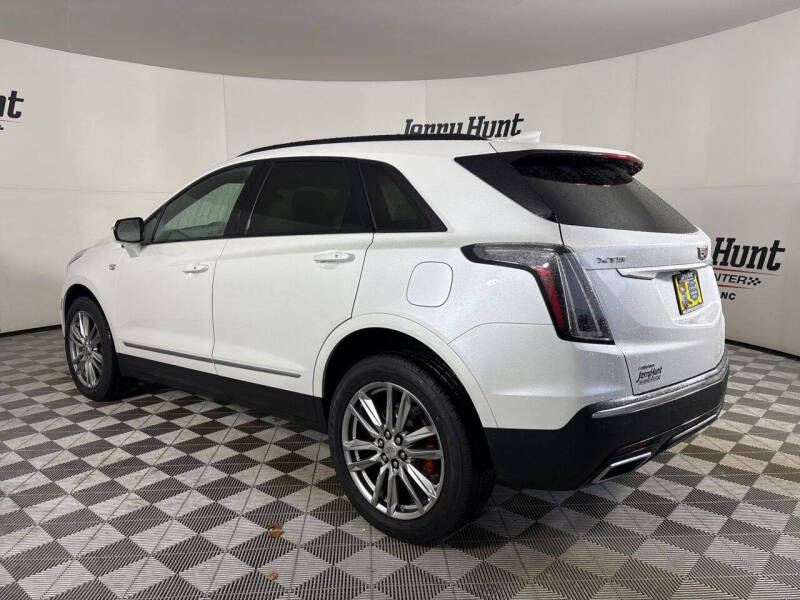 2022 Cadillac XT5 Sport