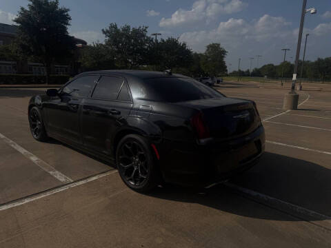 2019 Chrysler 300 S