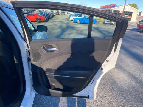 2017 Dodge Charger SXT