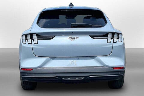 2025 Ford Mustang Mach-E Select
