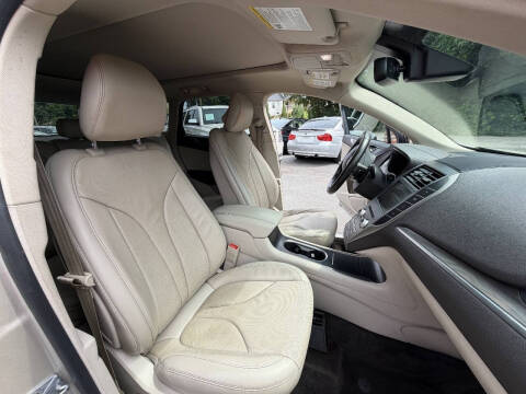2017 Lincoln MKC Reserve
