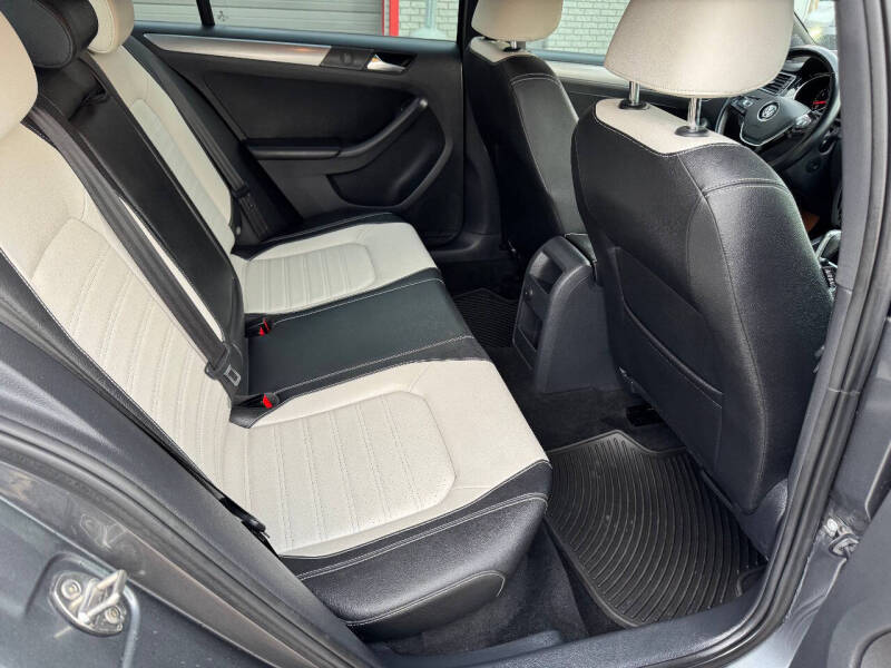 2016 Volkswagen Jetta 1.8T Sport