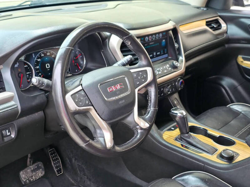 2018 GMC Acadia Denali