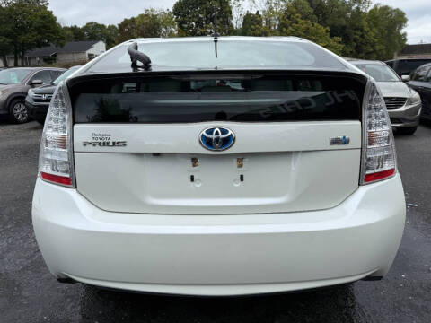 2010 Toyota Prius III