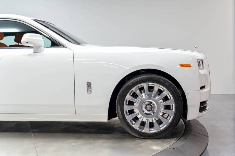 2022 Rolls-Royce Phantom