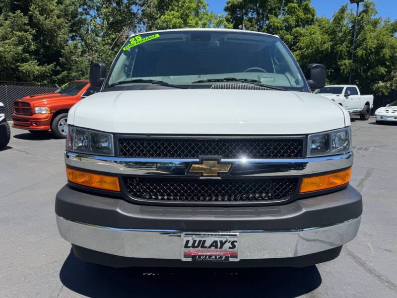 2025 Chevrolet Express LT 3500