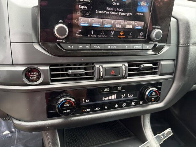 2025 Nissan Pathfinder S
