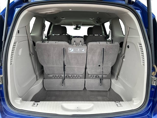 2021 Chrysler Pacifica Touring