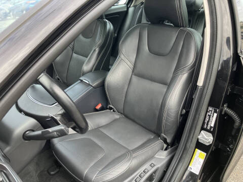 2017 Volvo S60 T5 Dynamic