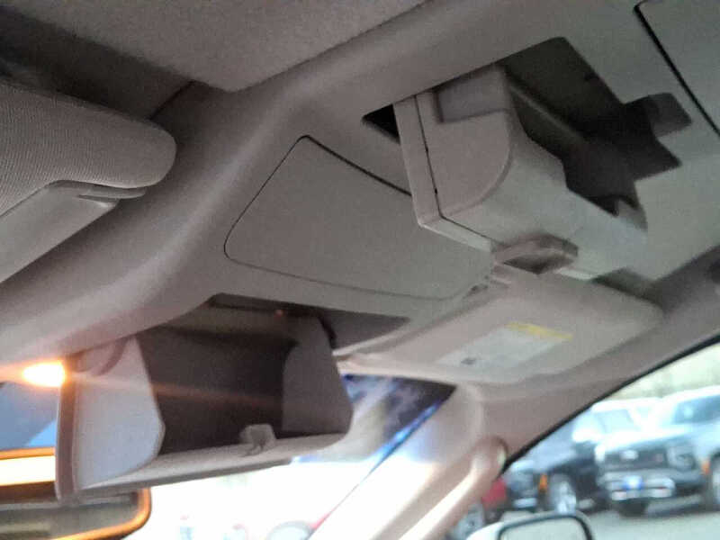 2004 Nissan Titan SE