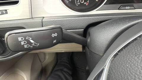 2016 Volkswagen Golf SportWagen TSI Limited Edition