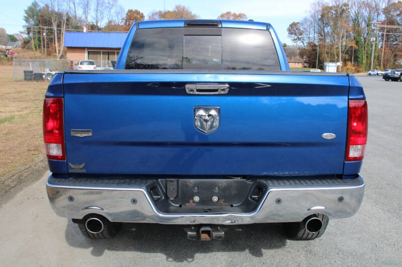 2011 RAM 1500 ST