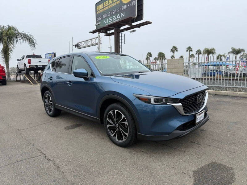 2023 Mazda CX-5 S Premium Plus package's photo