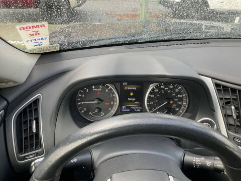 2022 Infiniti Q50 Luxe