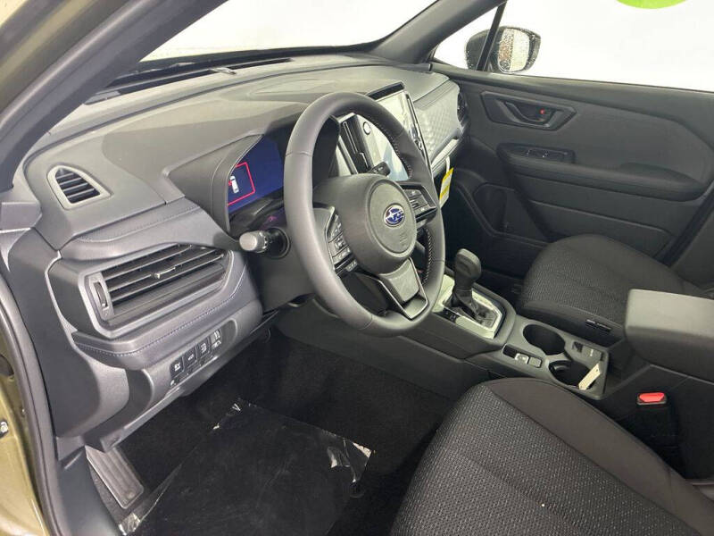 2025 Subaru Forester Premium Hybrid