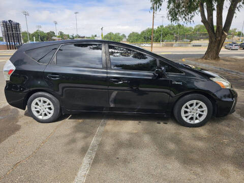 2012 Toyota Prius v Five