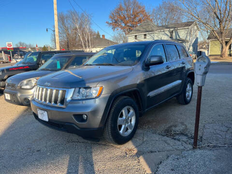 2012 Jeep Grand Cherokee for sale at Nelson's Straightline Auto in Independence WI