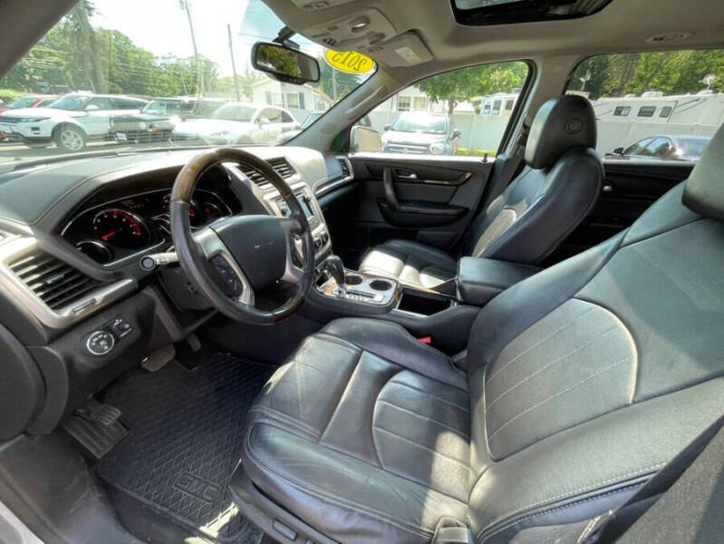 2015 GMC Acadia Denali