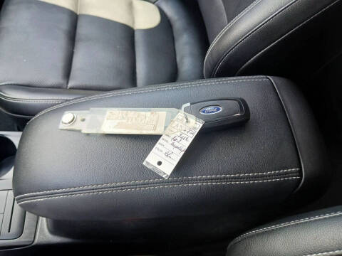 2022 Ford Escape Hybrid SEL