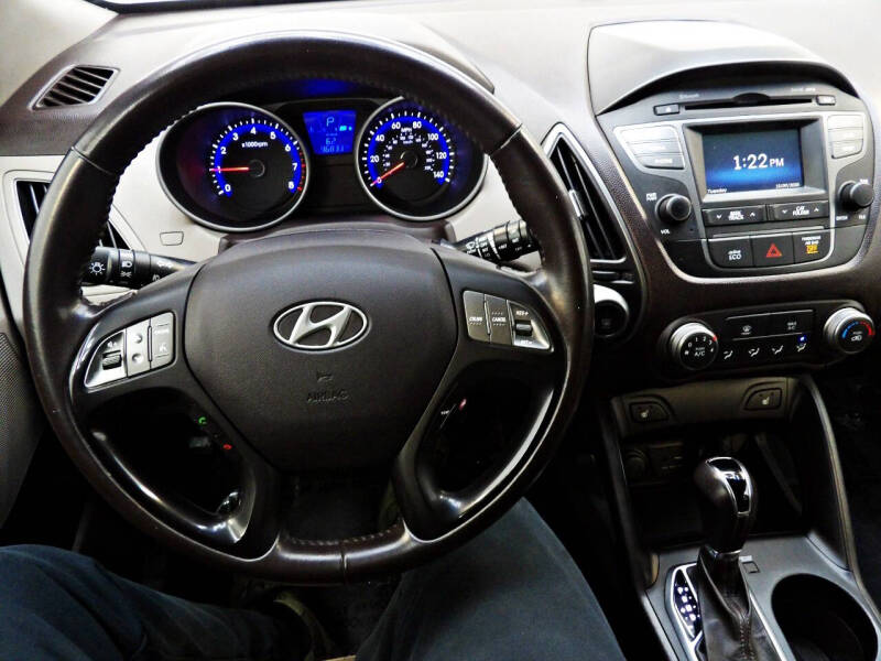 2015 Hyundai Tucson SE