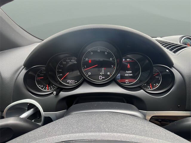 2014 Porsche Cayenne Platinum