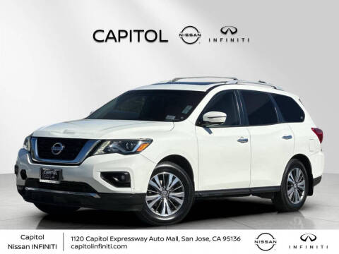 2017 Nissan Pathfinder SL