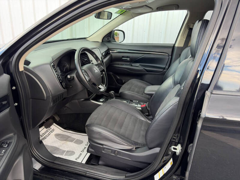2019 Mitsubishi Outlander SE