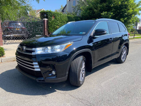 2018 Toyota Highlander for sale at Cars Trader New York in Brooklyn NY