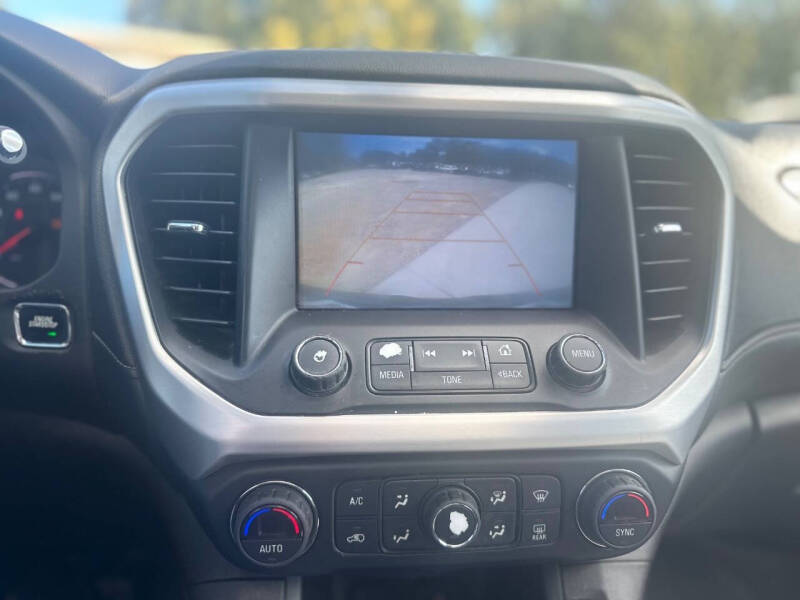 2019 GMC Acadia SLT-1